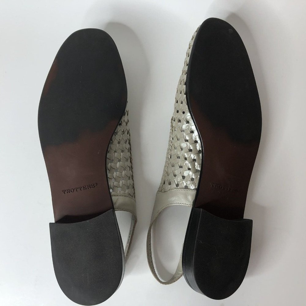 Trotters Women Closed Toe Sandal Size 11N Narrow Woven Leather Silver Slingback - Picture 11 of 11